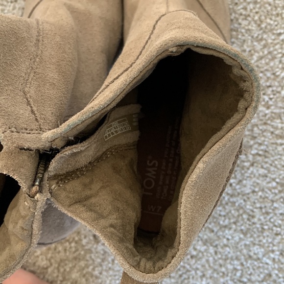Toms Lanuda Suede taupe bootie - Picture 6 of 7